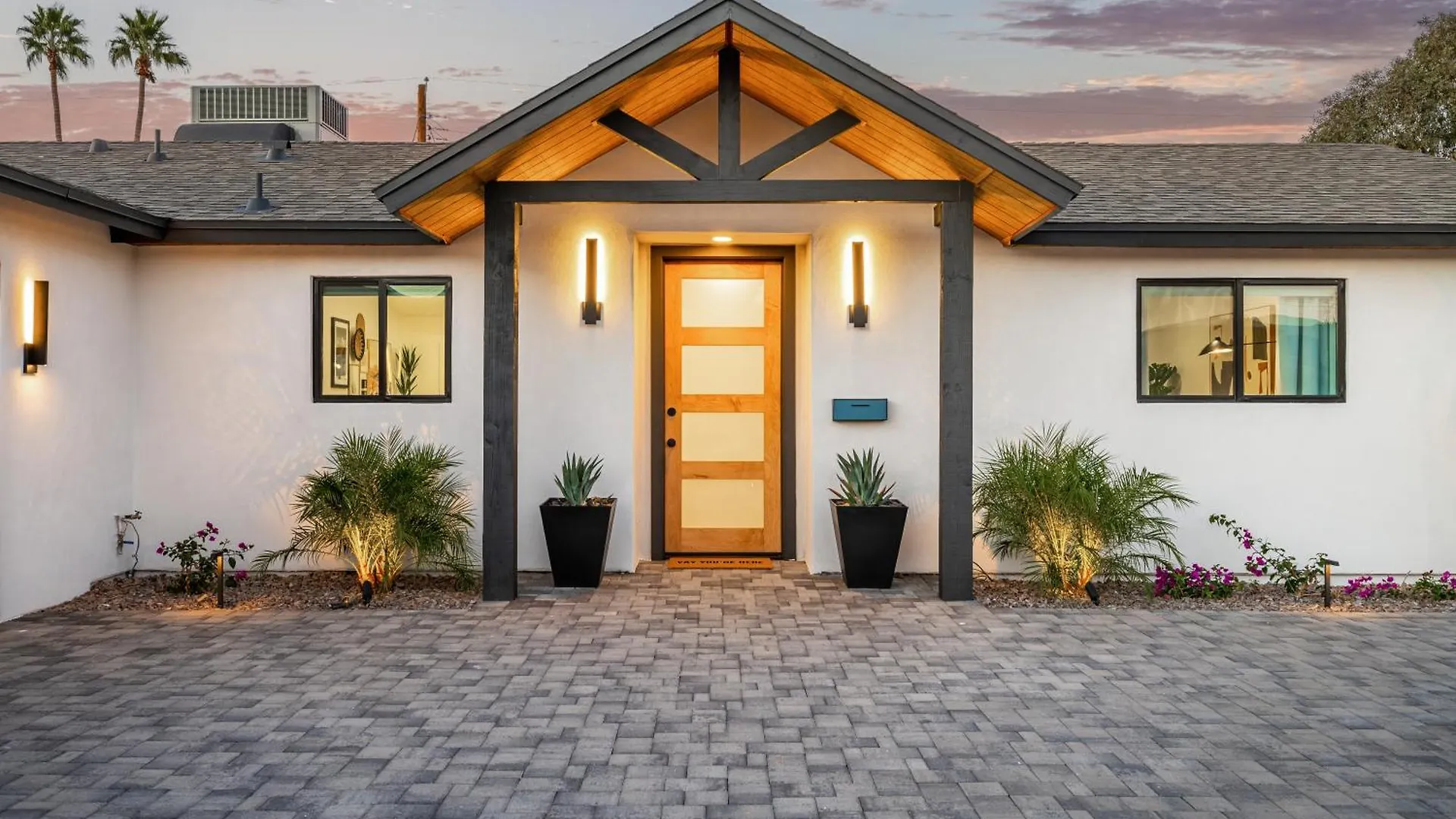 Beautifully Designed Home W Pool For Families And Groups Scottsdale